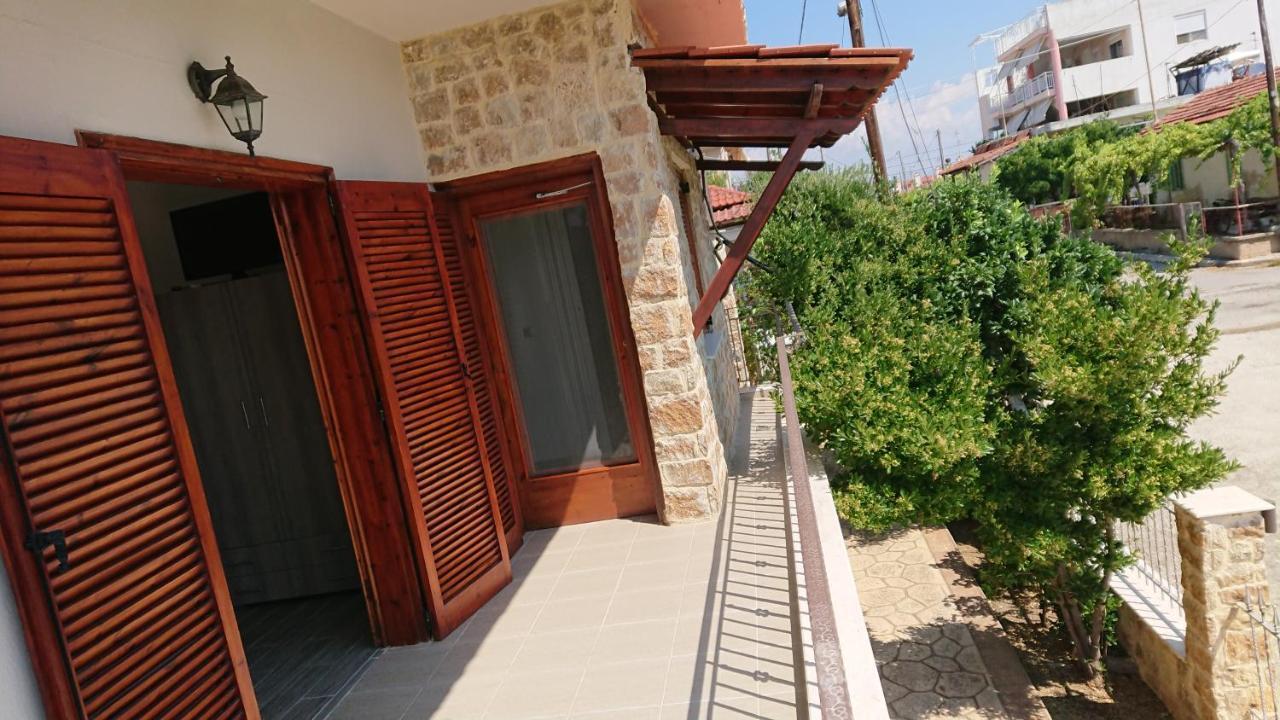 Ferienwohnung Stone House With Seaview Nea Poteidaia Exterior foto