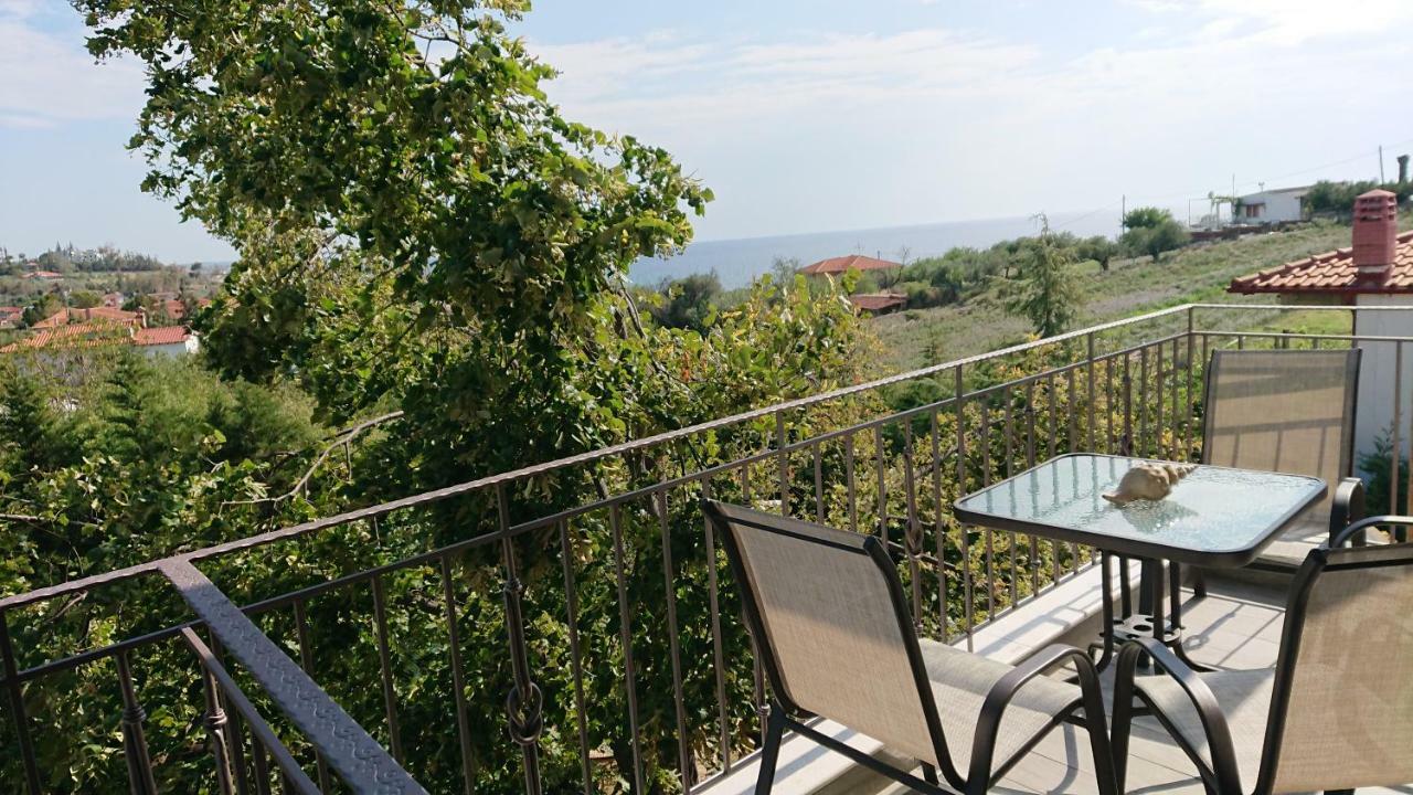 Ferienwohnung Stone House With Seaview Nea Poteidaia Exterior foto